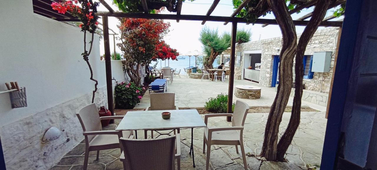 Lodge Narlis Platis Gialos  外观 照片