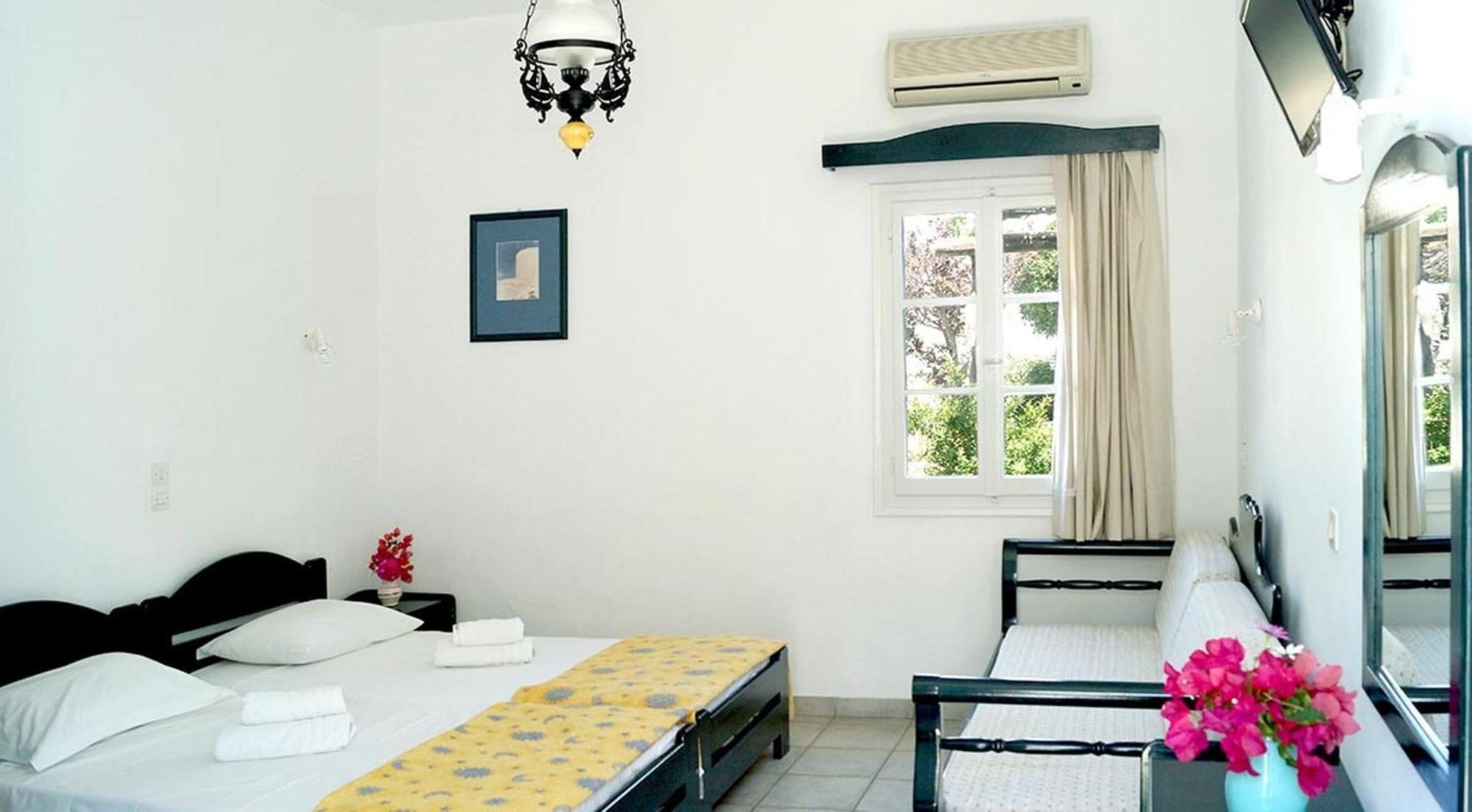 Lodge Narlis Platis Gialos  外观 照片
